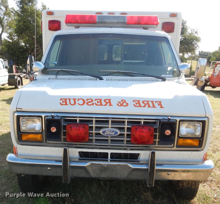 image for item FK9782 1986 Ford Econoline E350 ambulance