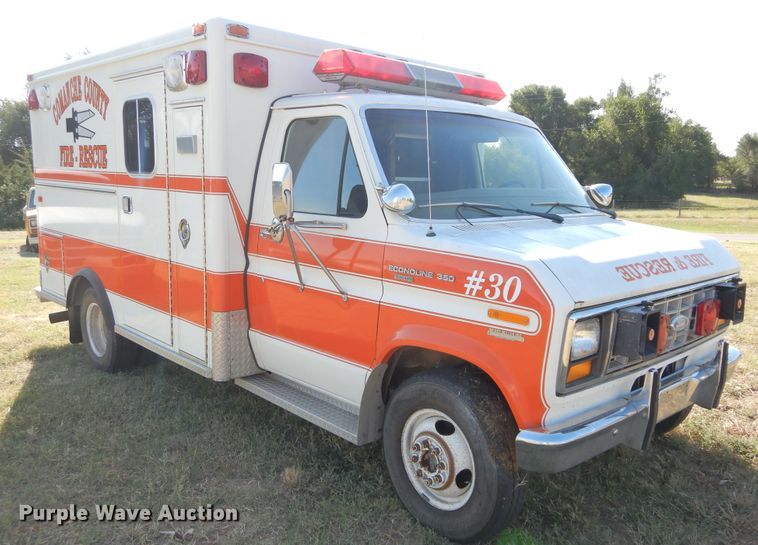 image for item FK9782 1986 Ford Econoline E350 ambulance