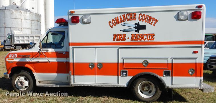 image for item FK9782 1986 Ford Econoline E350 ambulance