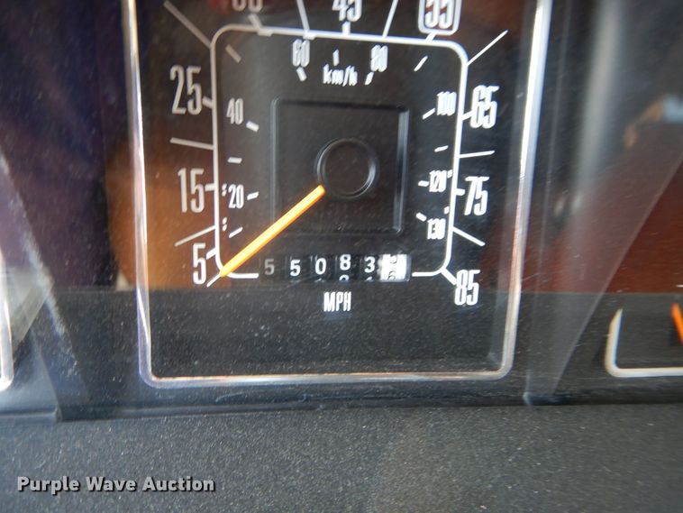 image for item FK9782 1986 Ford Econoline E350 ambulance