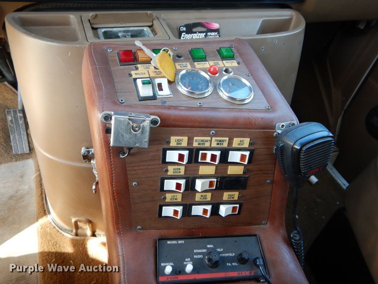 image for item FK9782 1986 Ford Econoline E350 ambulance