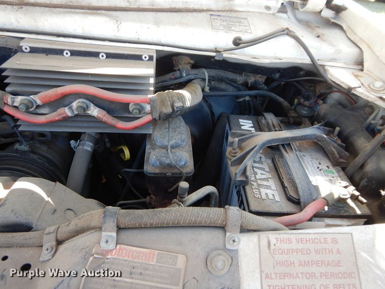 image for item FK9782 1986 Ford Econoline E350 ambulance