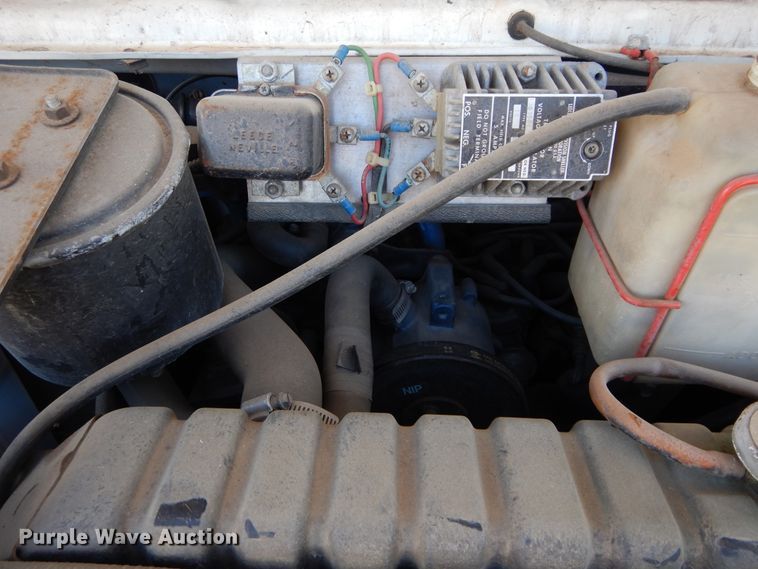 image for item FK9782 1986 Ford Econoline E350 ambulance