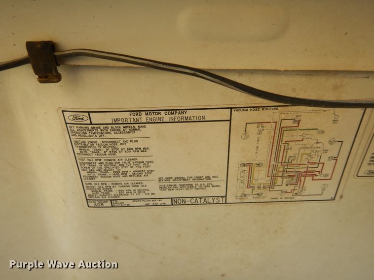 image for item FK9782 1986 Ford Econoline E350 ambulance