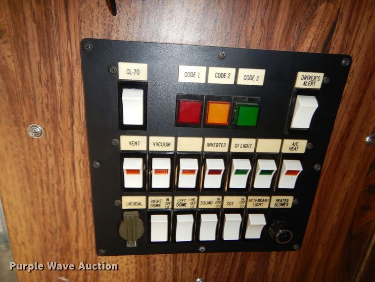 image for item FK9782 1986 Ford Econoline E350 ambulance