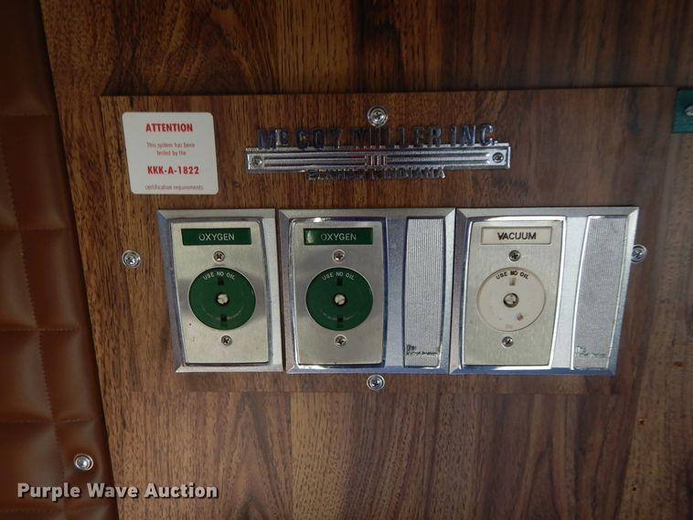 image for item FK9782 1986 Ford Econoline E350 ambulance