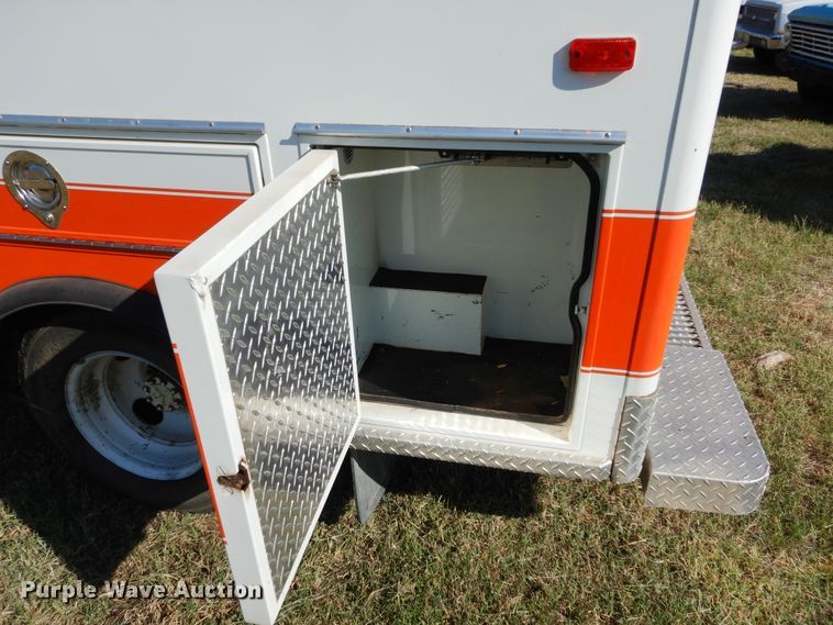 image for item FK9782 1986 Ford Econoline E350 ambulance