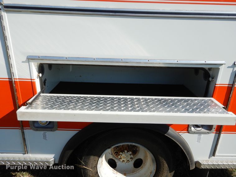 image for item FK9782 1986 Ford Econoline E350 ambulance