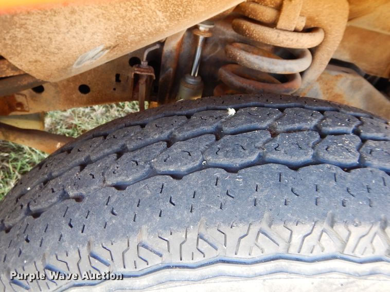 image for item FK9782 1986 Ford Econoline E350 ambulance