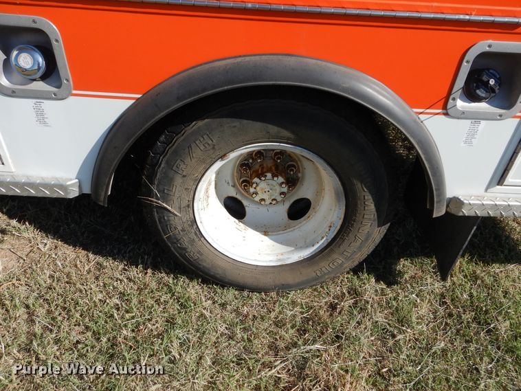 image for item FK9782 1986 Ford Econoline E350 ambulance