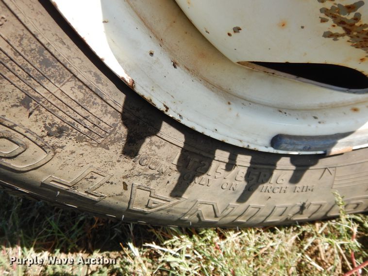 image for item FK9782 1986 Ford Econoline E350 ambulance