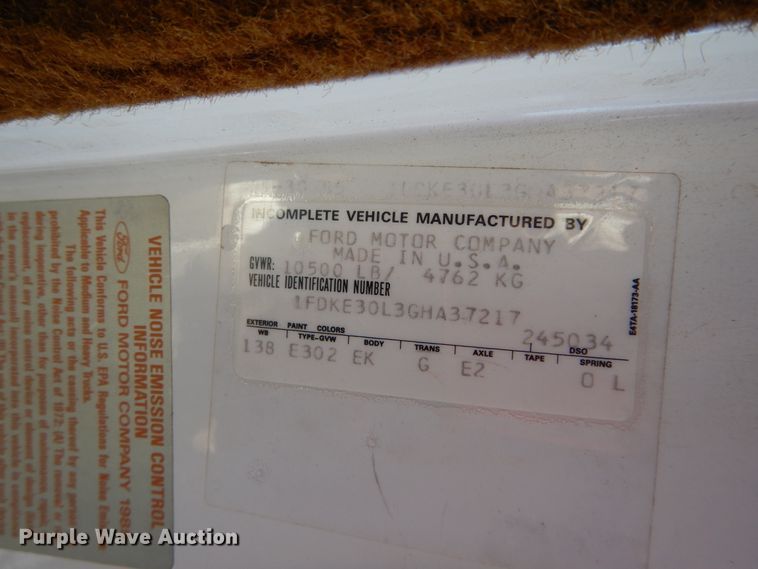 image for item FK9782 1986 Ford Econoline E350 ambulance
