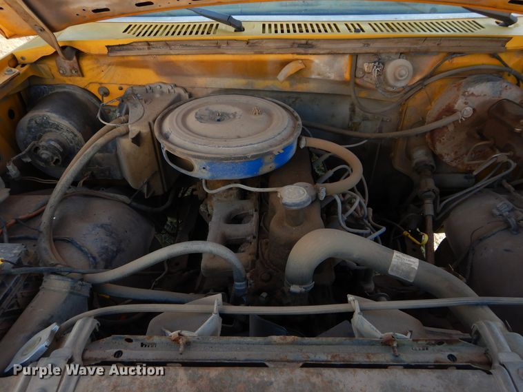 image for item FK9783 1982 Ford F150 pickup truck