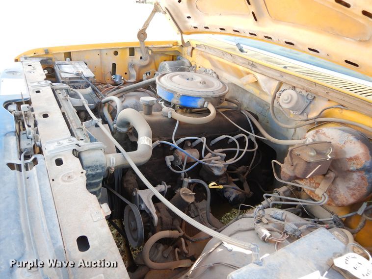 image for item FK9783 1982 Ford F150 pickup truck