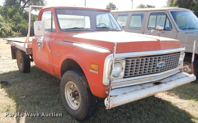 image for item FK9784 1971 Chevrolet Custom 20 flatbed pickup truck