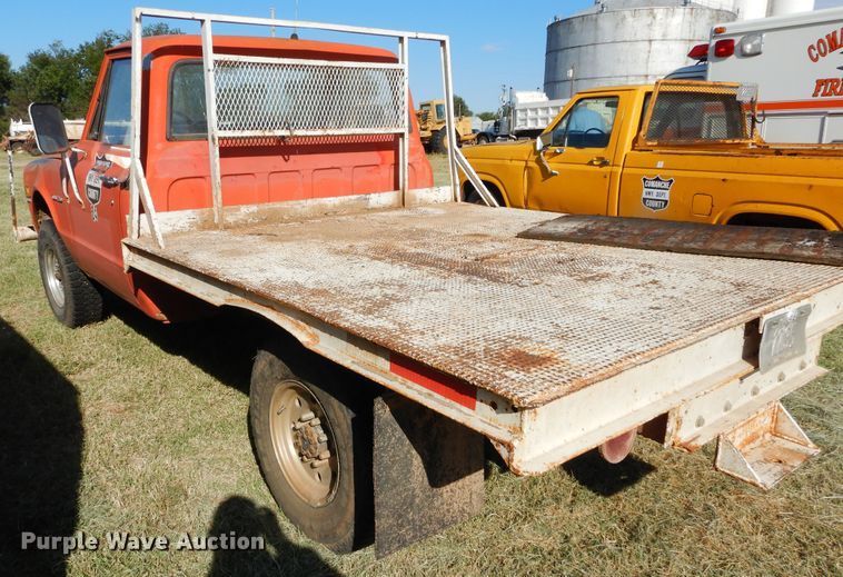image for item FK9784 1971 Chevrolet Custom 20 flatbed pickup truck