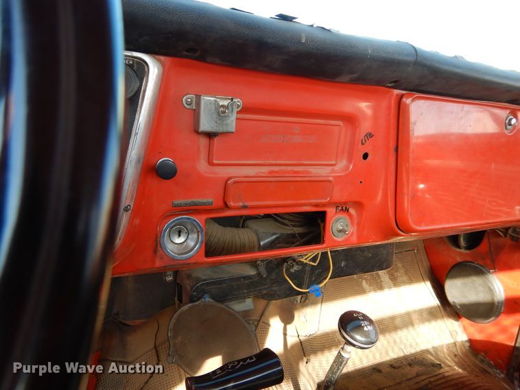 image for item FK9784 1971 Chevrolet Custom 20 flatbed pickup truck