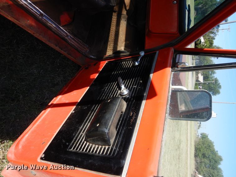 image for item FK9784 1971 Chevrolet Custom 20 flatbed pickup truck