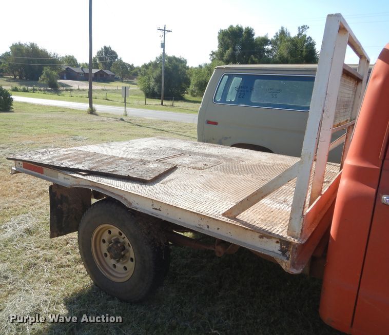 image for item FK9784 1971 Chevrolet Custom 20 flatbed pickup truck