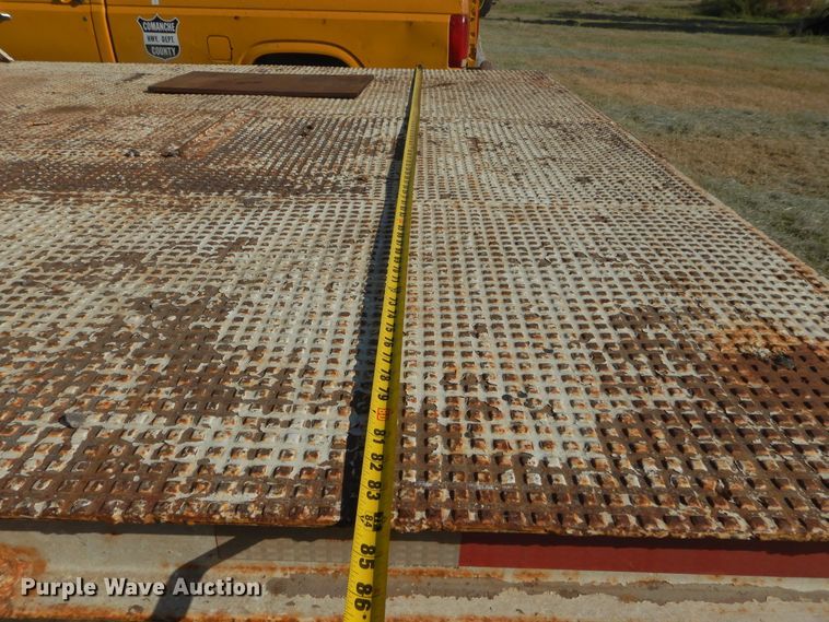 image for item FK9784 1971 Chevrolet Custom 20 flatbed pickup truck