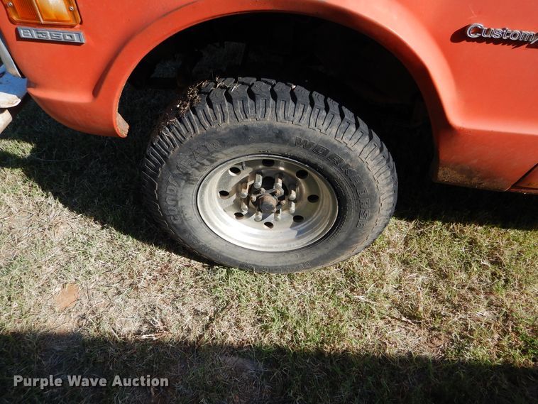 image for item FK9784 1971 Chevrolet Custom 20 flatbed pickup truck