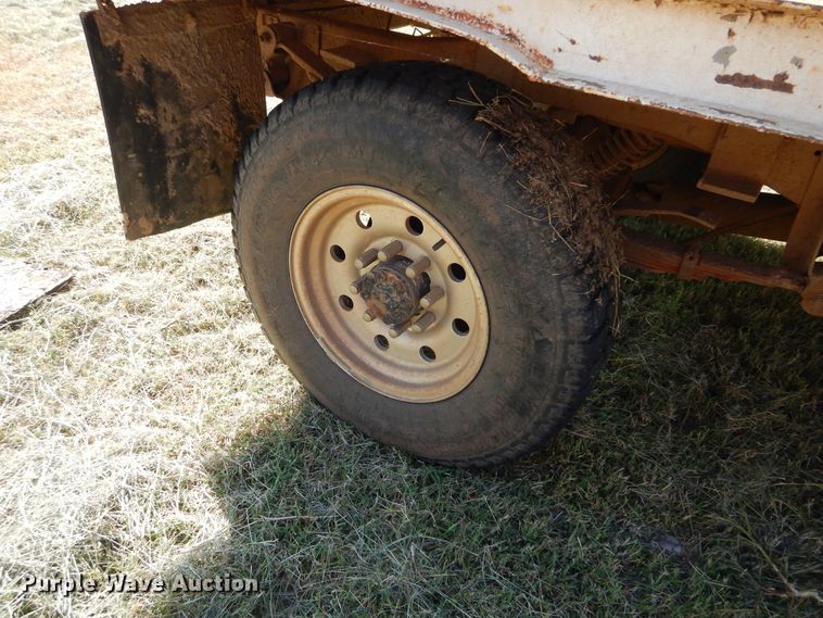 image for item FK9784 1971 Chevrolet Custom 20 flatbed pickup truck