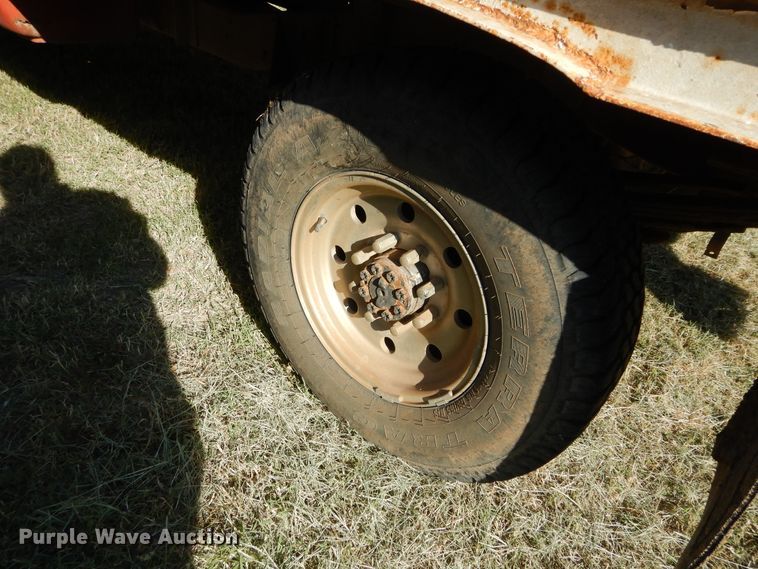 image for item FK9784 1971 Chevrolet Custom 20 flatbed pickup truck