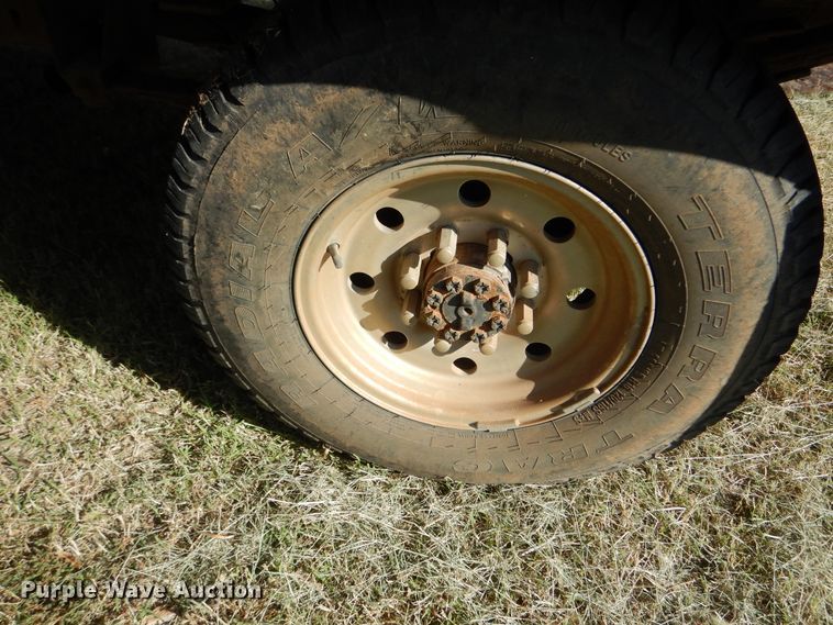 image for item FK9784 1971 Chevrolet Custom 20 flatbed pickup truck