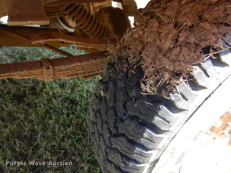 image for item FK9784 1971 Chevrolet Custom 20 flatbed pickup truck