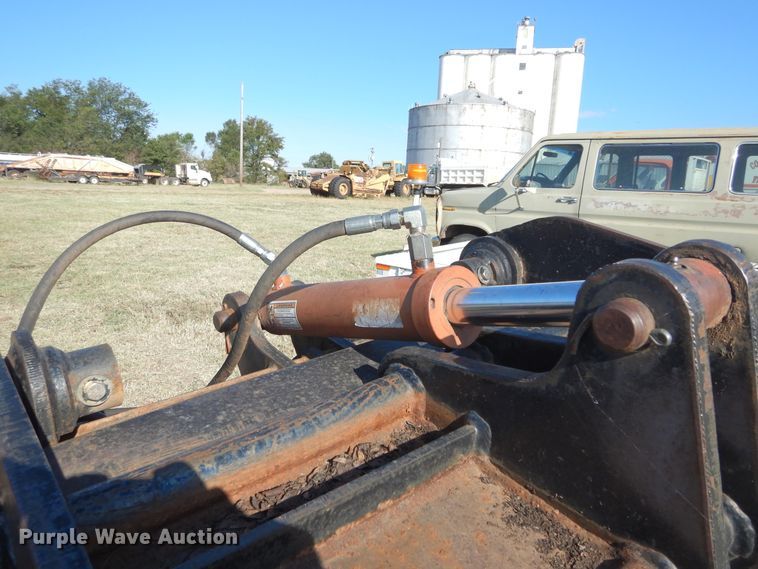 image for item FK9787 93"W loader grapple bucket