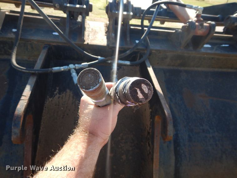 image for item FK9787 93"W loader grapple bucket