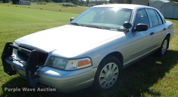 image for item FK9792 2007 Ford Crown Victoria Police Interceptor