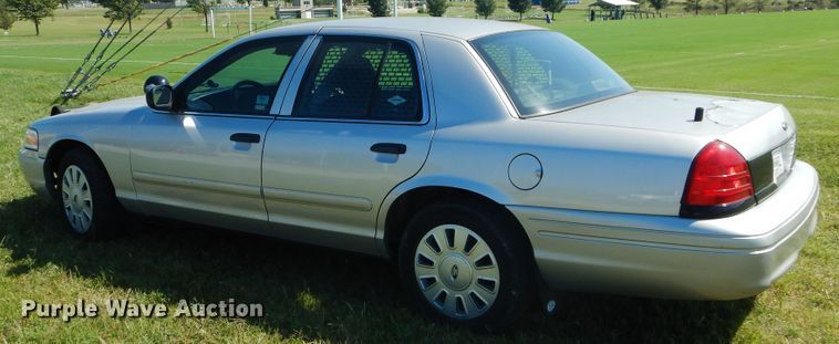 image for item FK9792 2007 Ford Crown Victoria Police Interceptor