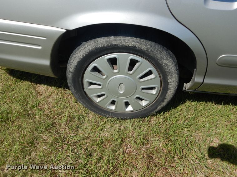 image for item FK9792 2007 Ford Crown Victoria Police Interceptor