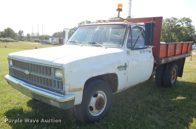 image for item FK9793 1982 Chevrolet Custom Deluxe 20 dump flatbed pickup truck