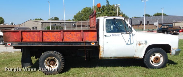 image for item FK9793 1982 Chevrolet Custom Deluxe 20 dump flatbed pickup truck