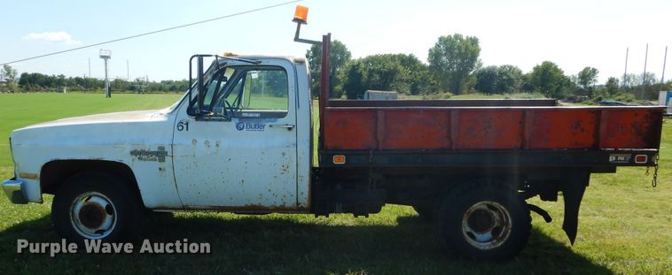 image for item FK9793 1982 Chevrolet Custom Deluxe 20 dump flatbed pickup truck