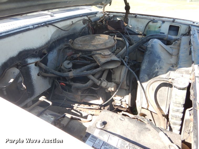 image for item FK9793 1982 Chevrolet Custom Deluxe 20 dump flatbed pickup truck