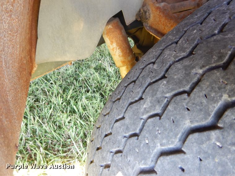 image for item FK9793 1982 Chevrolet Custom Deluxe 20 dump flatbed pickup truck