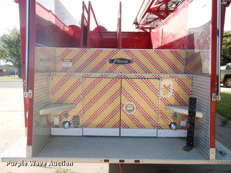 image for item FK9799 1995 Pierce fire truck