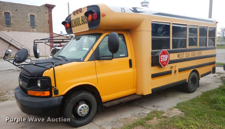 image for item FK9829 2007 Chevrolet Express 3500 school bus