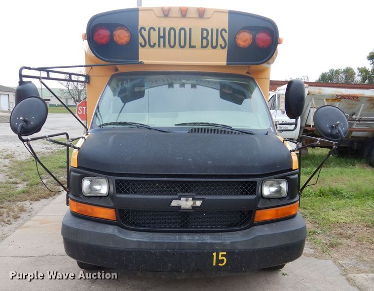 image for item FK9829 2007 Chevrolet Express 3500 school bus