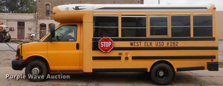 image for item FK9829 2007 Chevrolet Express 3500 school bus