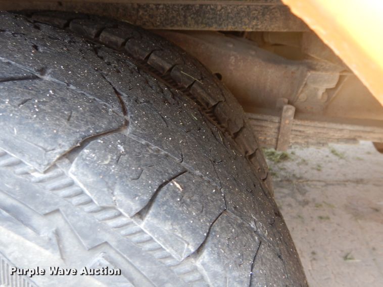 image for item FK9829 2007 Chevrolet Express 3500 school bus