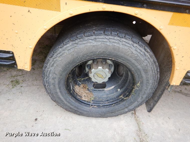 image for item FK9829 2007 Chevrolet Express 3500 school bus