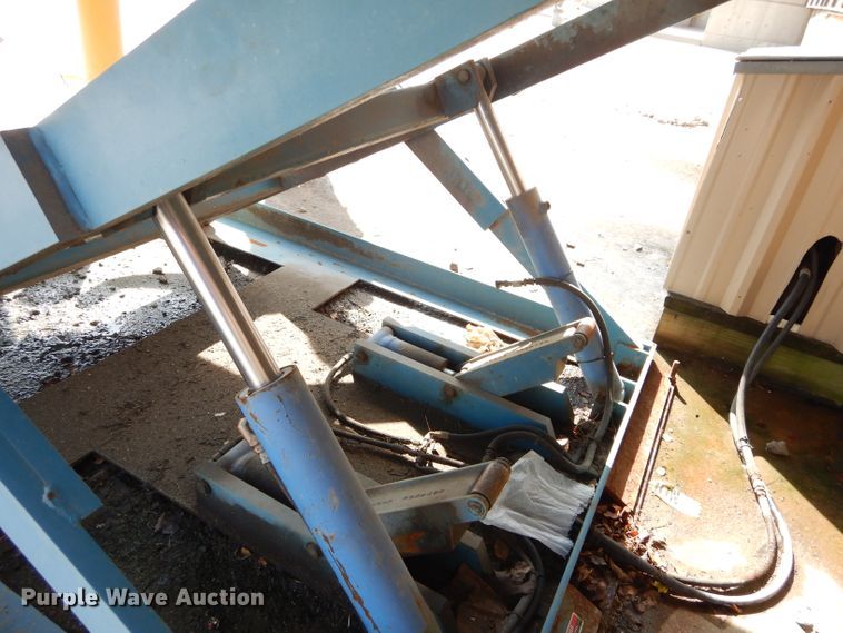 image for item FK9832 Advance Lifts Inc. 100 dock lift