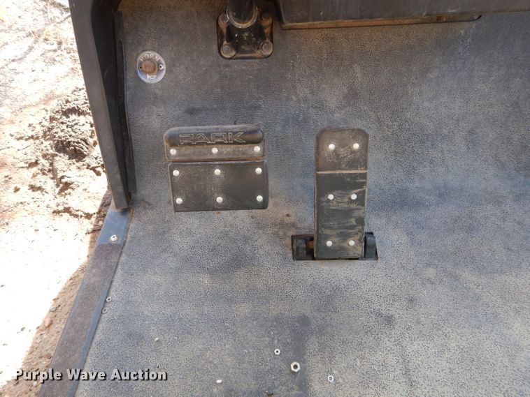 image for item FK9833 Ez-go MPT1200 golf cart