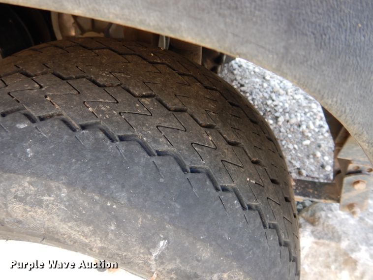 image for item FK9833 Ez-go MPT1200 golf cart