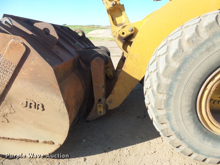 image for item FU9318 1998 Caterpillar 950G wheel loader