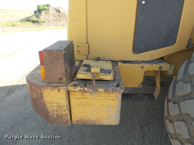 image for item FU9318 1998 Caterpillar 950G wheel loader